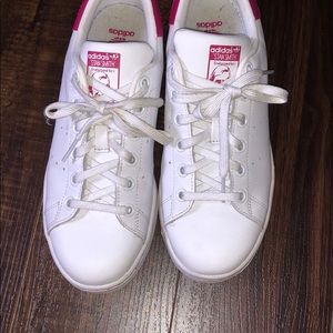 Adidas Stan Smith with pink